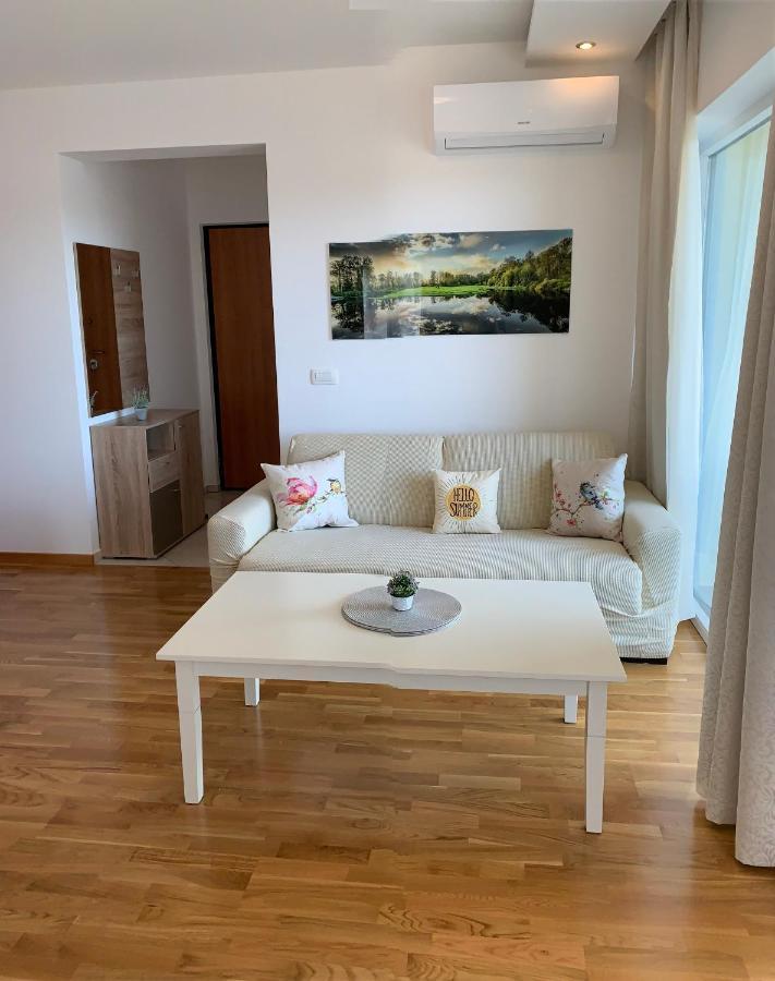 The Magic Sea View Apartments 부드바 외부 사진