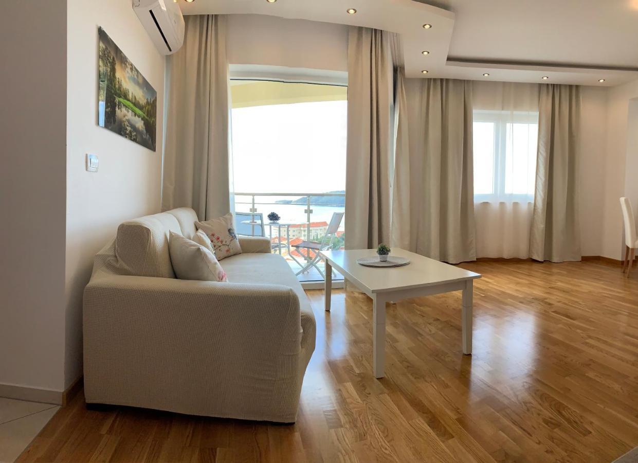 The Magic Sea View Apartments 부드바 외부 사진